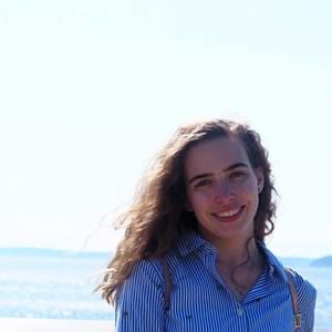 Meet your Posher, Zoe